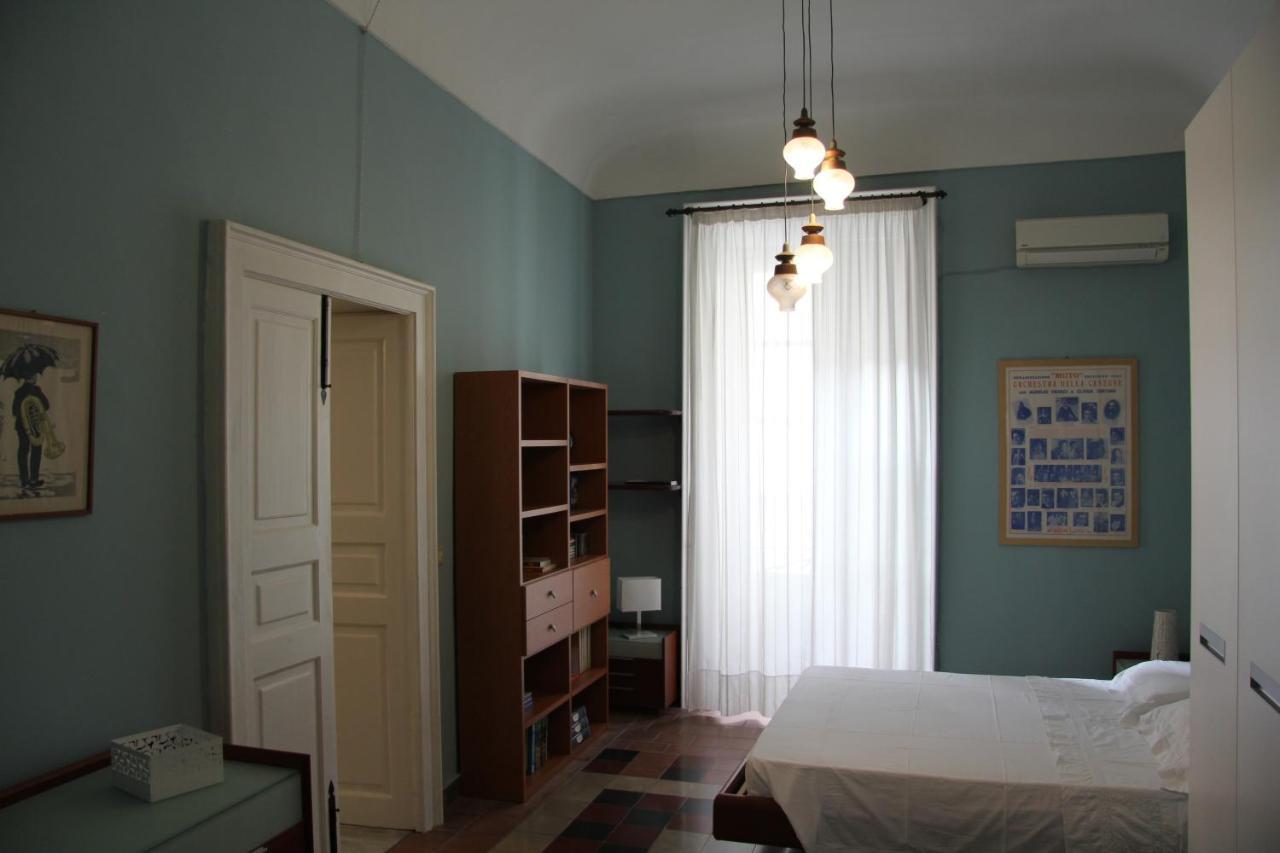 Casa Vacanza Icaros, Ortigia Hictoric Center, 200 Mt From The Beach سيراكوزا المظهر الخارجي الصورة