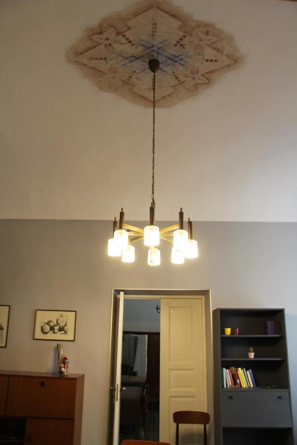 Casa Vacanza Icaros, Ortigia Hictoric Center, 200 Mt From The Beach سيراكوزا المظهر الخارجي الصورة